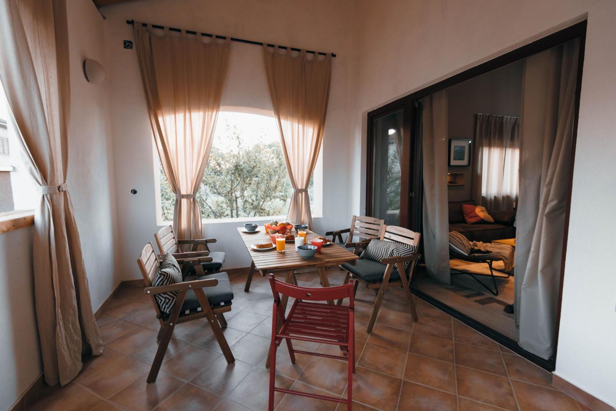 Cozy Country Home With Heated Outdoor Pool Šibenik Kültér fotó